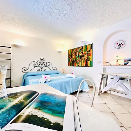 Holiday home Pied A Terre Baja Sardinia